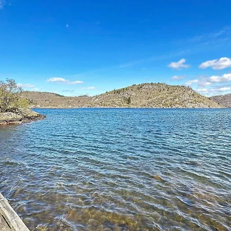 Two-bedroom In 1 Farsund