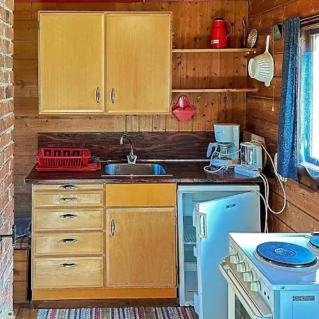 Two-bedroom In 1 Holiday home Farsund
