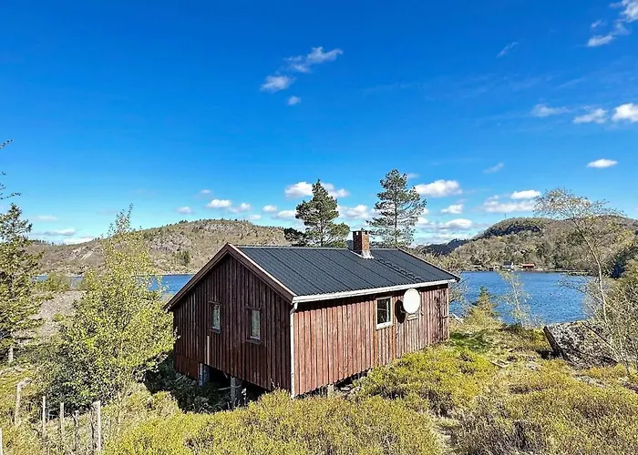 5 Person In Farsund-by Traum